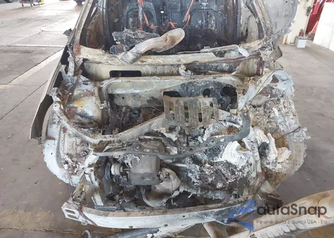 2018 Chevrolet Equinox Premier из США, поврежденный, VIN 2GNAXWEX7J6162068